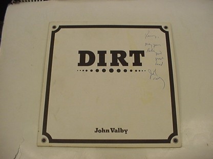 JOHN VALBY - DIRT - S PODPISEM